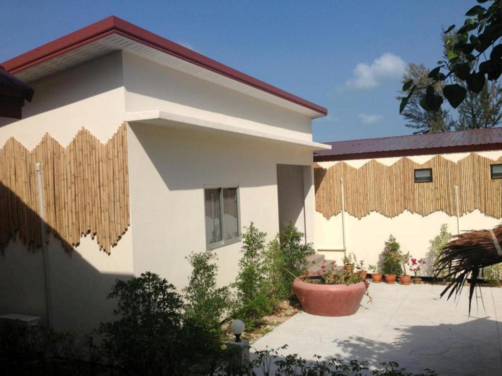 Bamboo Resort Khanom Bagian luar foto