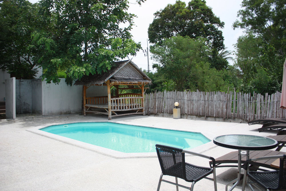 Bamboo Resort Khanom Bagian luar foto
