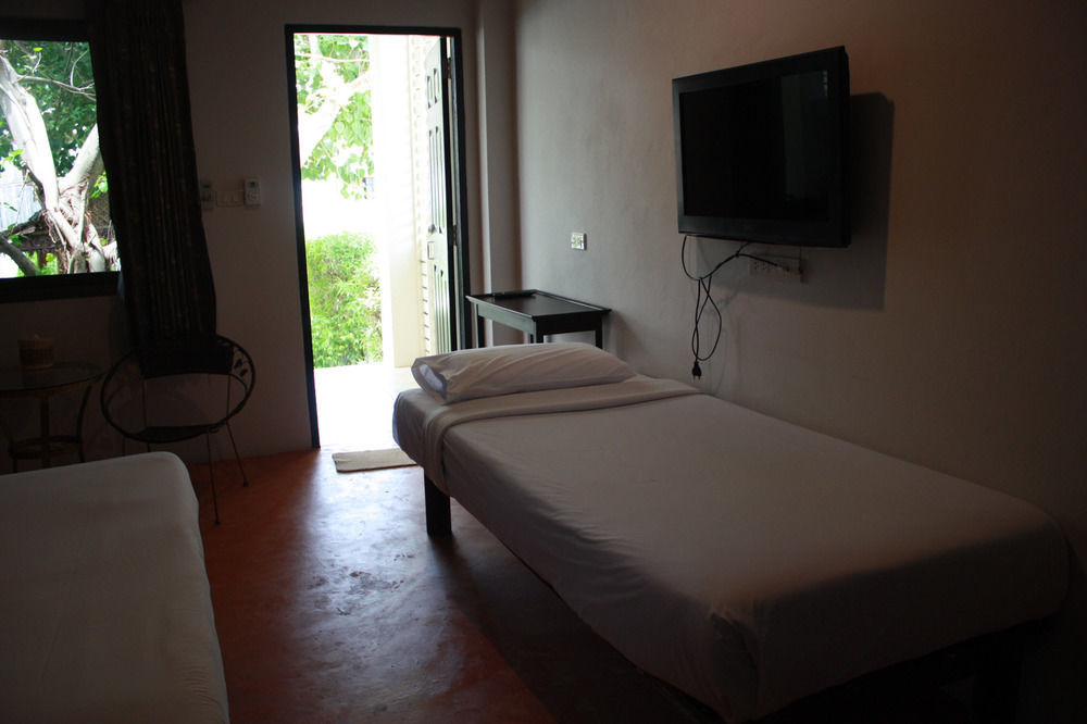 Bamboo Resort Khanom Bagian luar foto